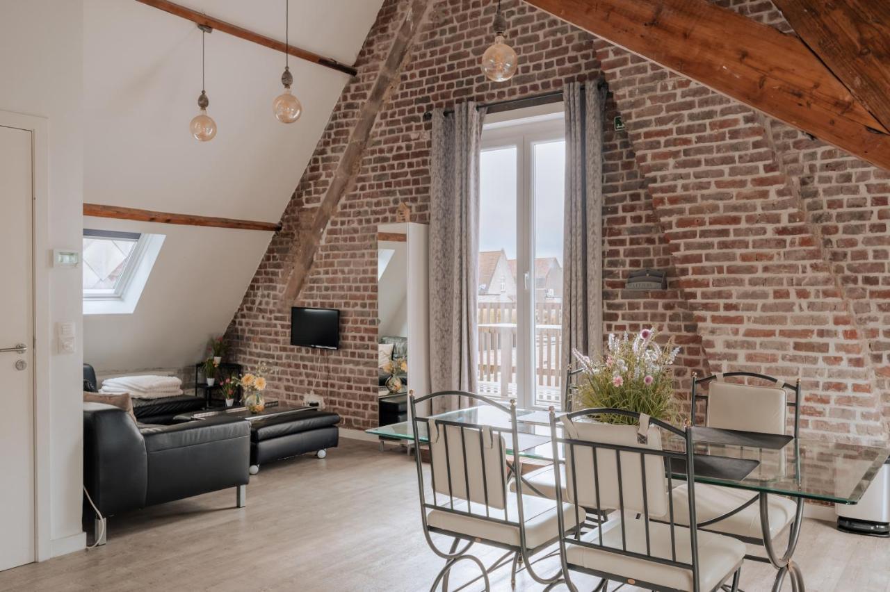 Amazing 2 Rooms Design Apartement Loft Ieper Luaran gambar