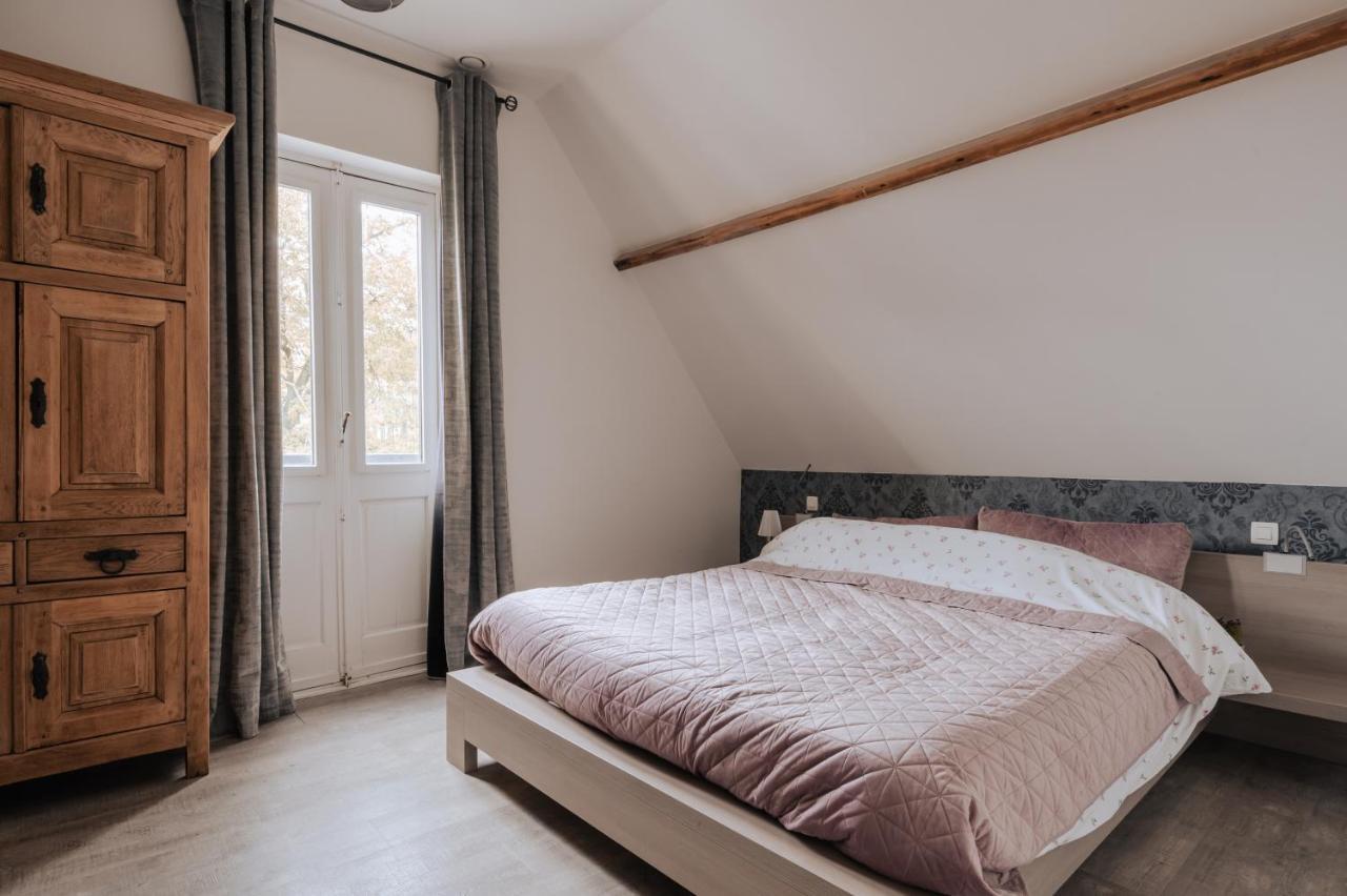 Amazing 2 Rooms Design Apartement Loft Ieper Luaran gambar