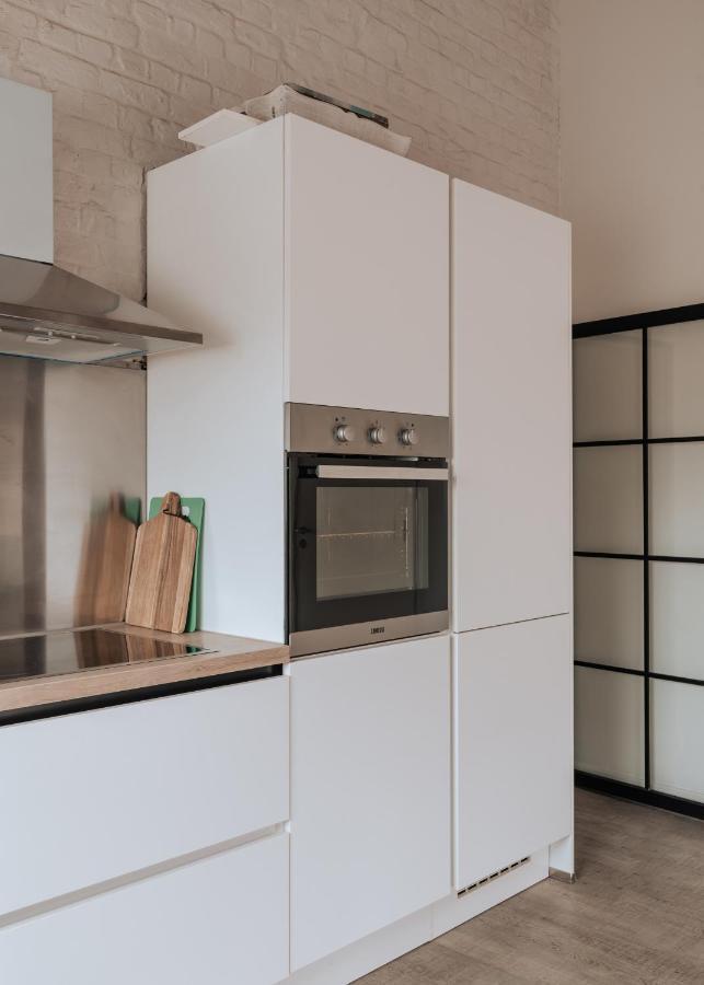 Amazing 2 Rooms Design Apartement Loft Ieper Luaran gambar