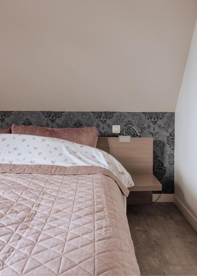 Amazing 2 Rooms Design Apartement Loft Ieper Luaran gambar