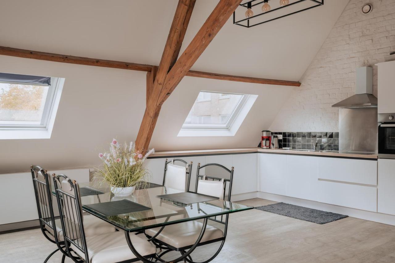 Amazing 2 Rooms Design Apartement Loft Ieper Luaran gambar